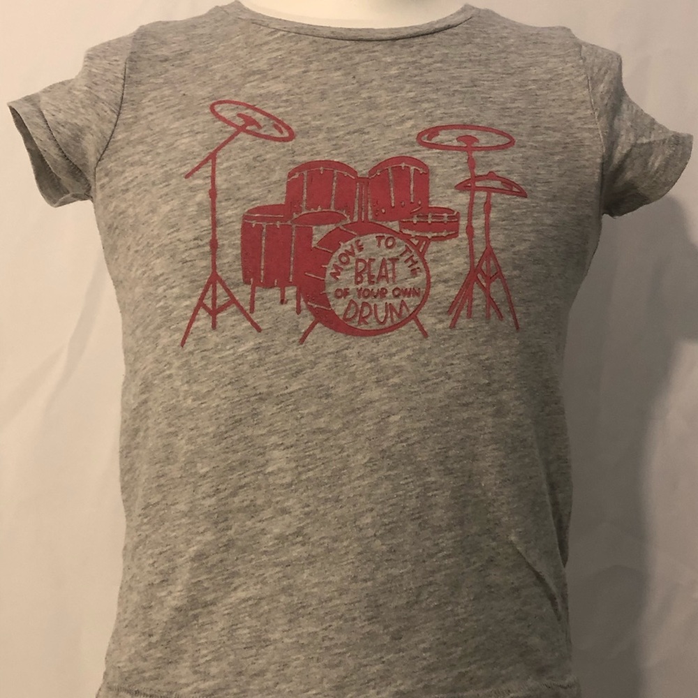 Cat &Jack T-shirt